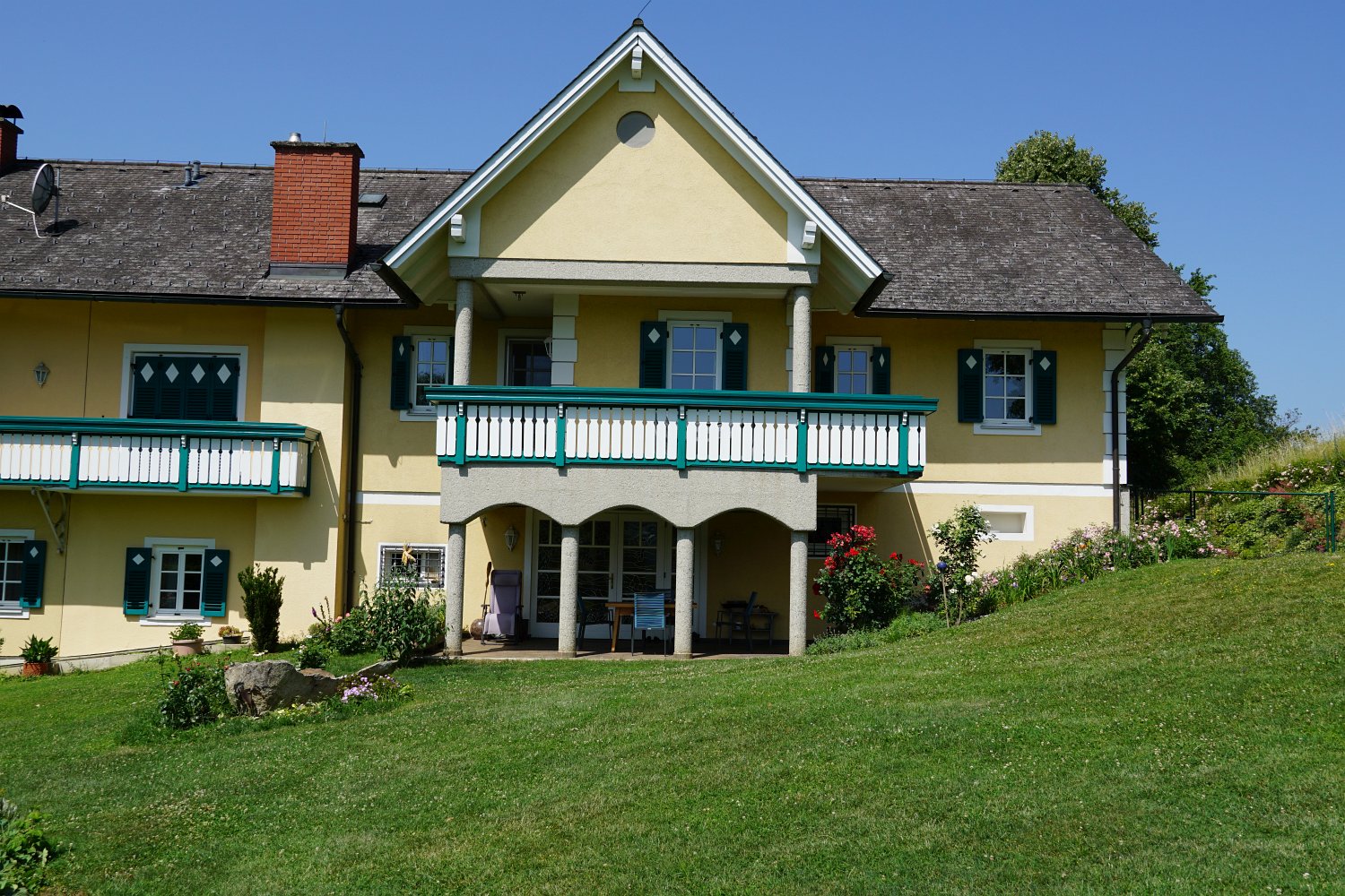 Landhaus zum Caphenstain in Kapfenstein – stilvolle Unterkunft in Alleinlage